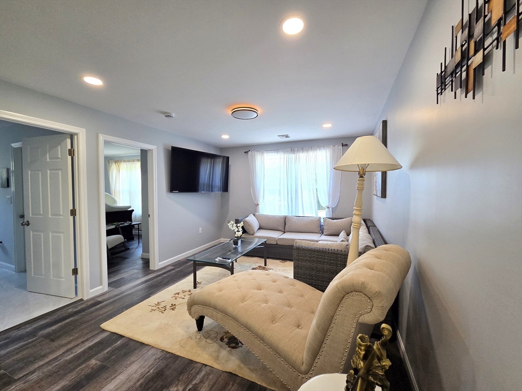 276 Sumner Street, Unit 2 Stoughton, MA 02072 - Photo 5 of 14