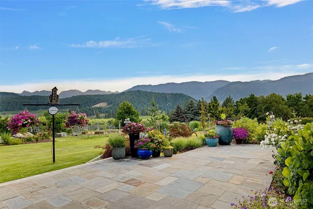 a view of a porch with furniture