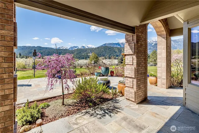 $2,950,000 | 10755 North Road, Peshastin, WA 98847
