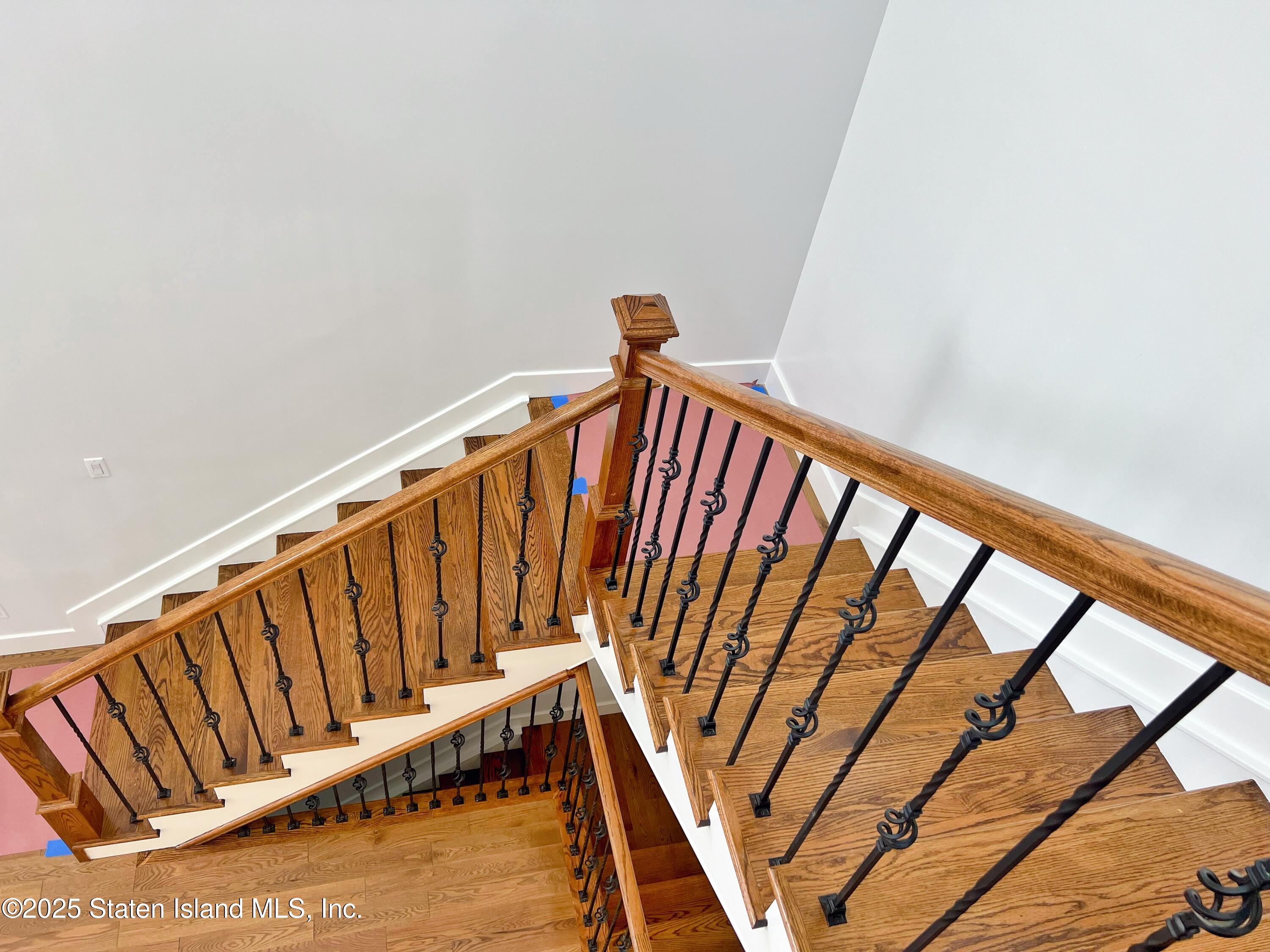 32 Remsen Street Staten Island, NY 10304 - Photo 12 of 41