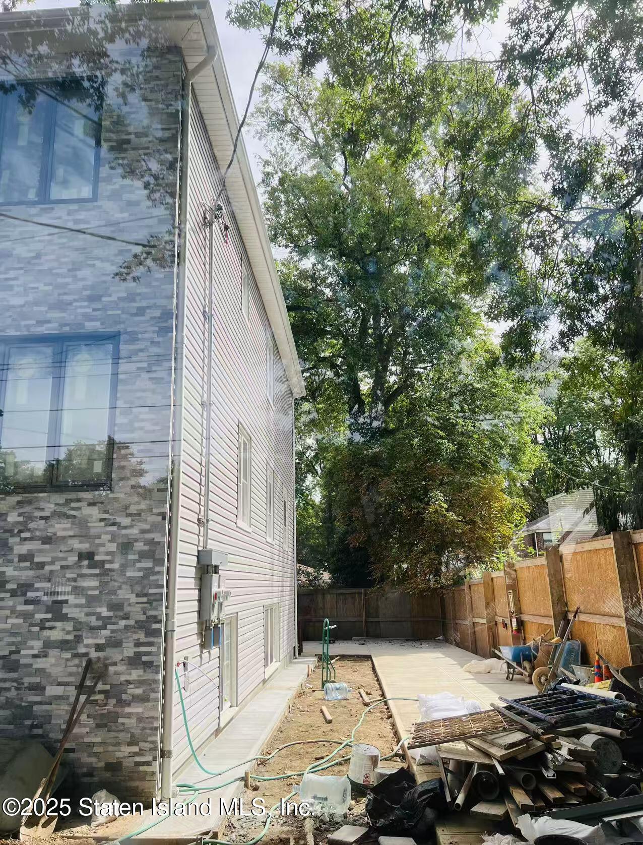 32 Remsen Street Staten Island, NY 10304 - Photo 29 of 41