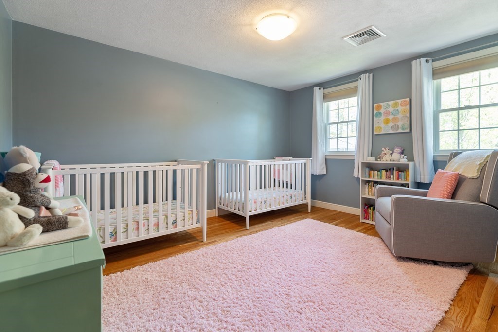 16 Emily Road Framingham, MA 01701 - Photo 25 of 42 Gallery Image 25