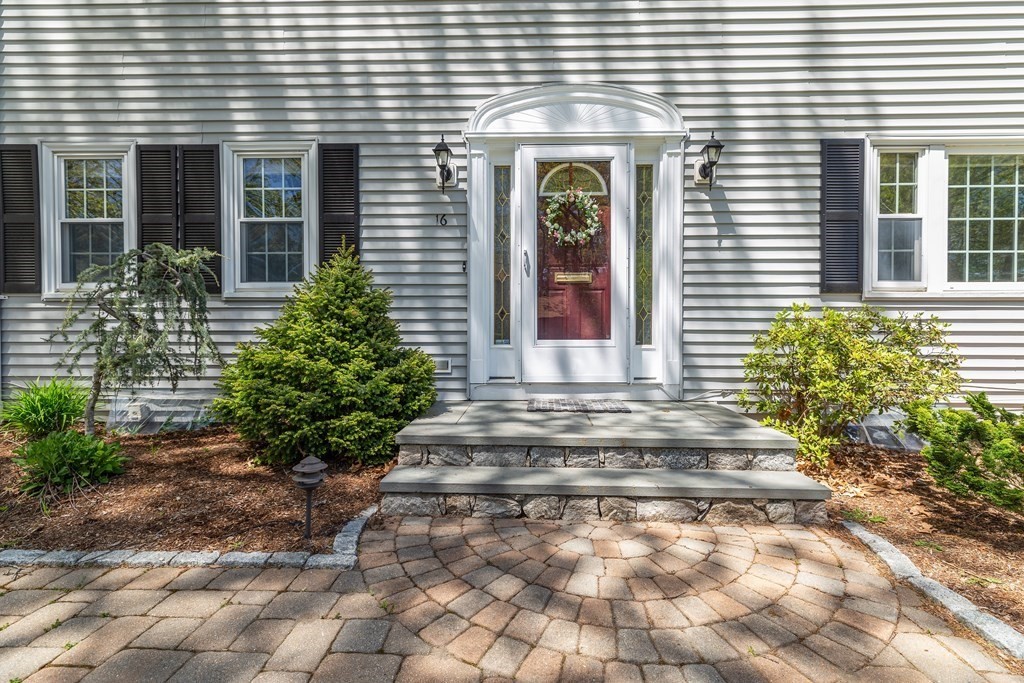 16 Emily Road Framingham, MA 01701 - Photo 7 of 42 Gallery Image 7