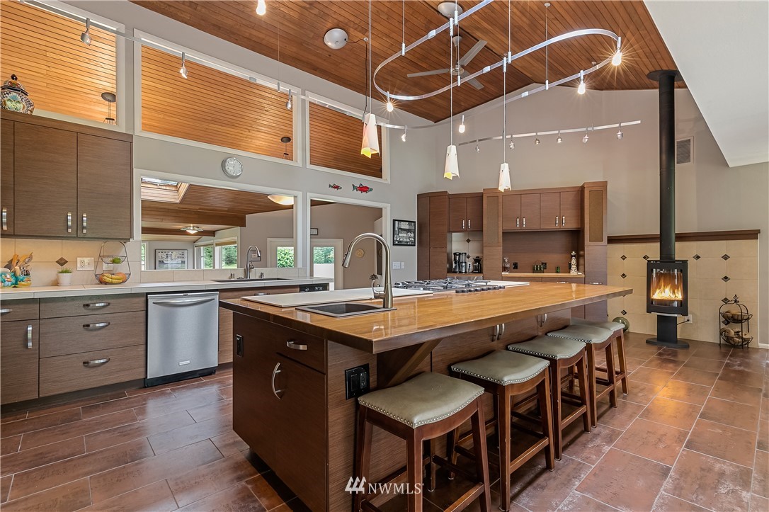 1555 Harksell Road Ferndale, WA 98248 - Photo 8 of 25 Gallery Image 8