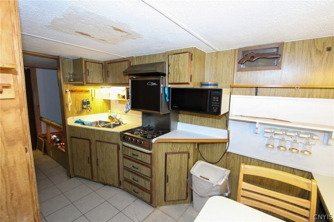669 Uncas Road Inlet, NY 13360 - Photo 12 of 21 Gallery Image 12