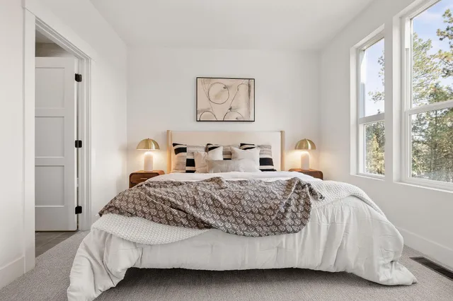 $699,000 | 2418 East Casper Drive, Spokane, WA 99223