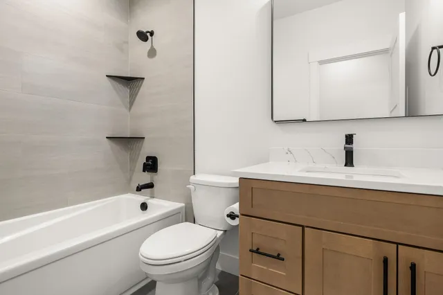 $699,000 | 2418 East Casper Drive, Spokane, WA 99223