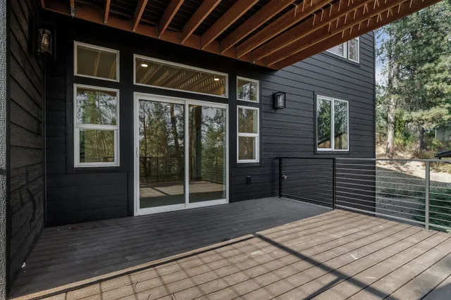 $699,000 | 2418 East Casper Drive, Spokane, WA 99223