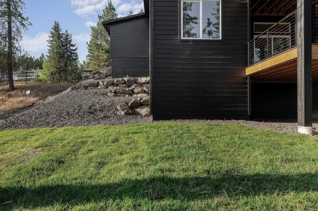 $699,000 | 2418 East Casper Drive, Spokane, WA 99223