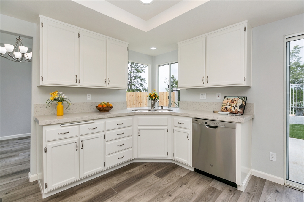 669 Montage Road Oceanside, CA 92057 - Photo 9 of 24