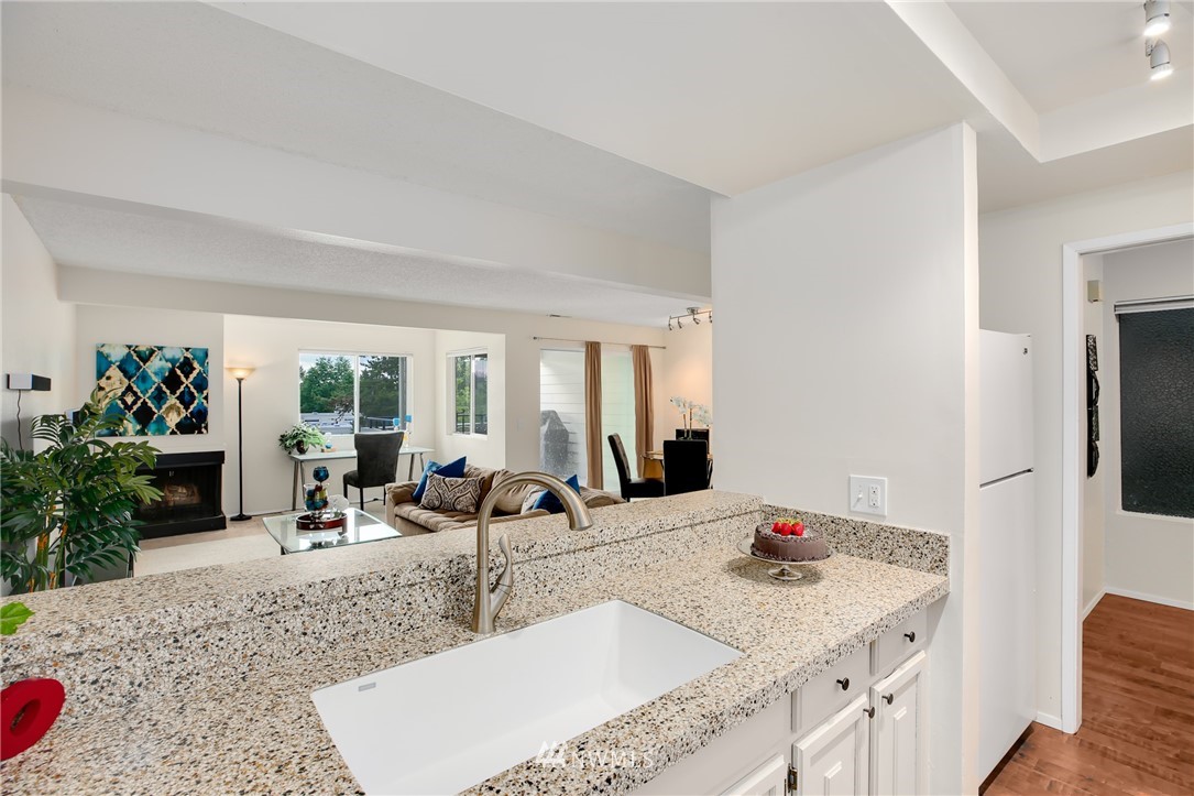 7445 Old Redmond Road, Unit 317 Redmond, WA 98052 - Photo 8 of 22