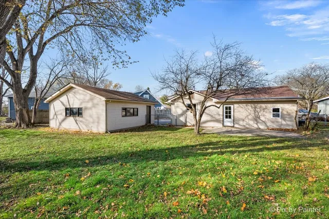 $349,000 | 215 Sunset Terrace, Crystal Lake, IL 60014