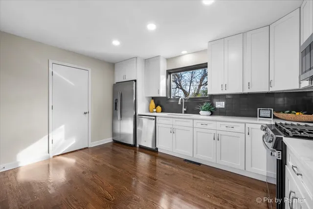 $349,000 | 215 Sunset Terrace, Crystal Lake, IL 60014