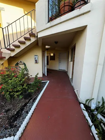 $1,800 | 1601 Northeast Miami Gardens Drive, Unit 103, Miami, FL 33179