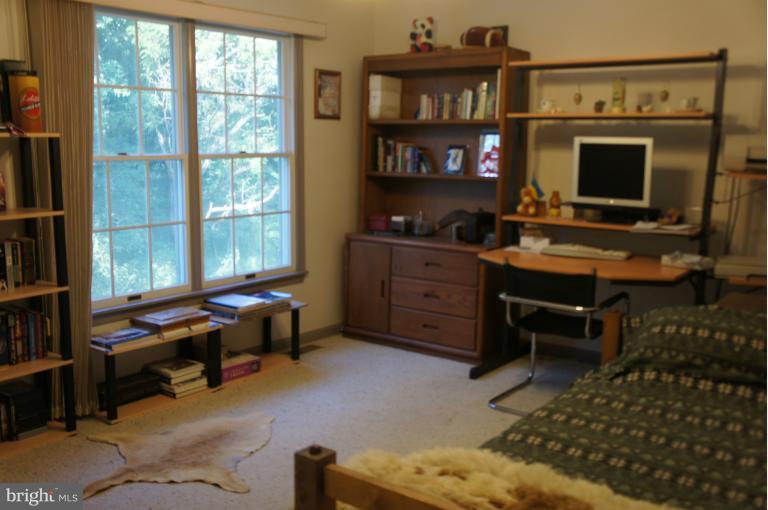 3125 Hickory Ridge Road Dunkirk, MD 20754 - Photo 14 of 30 Bedroom