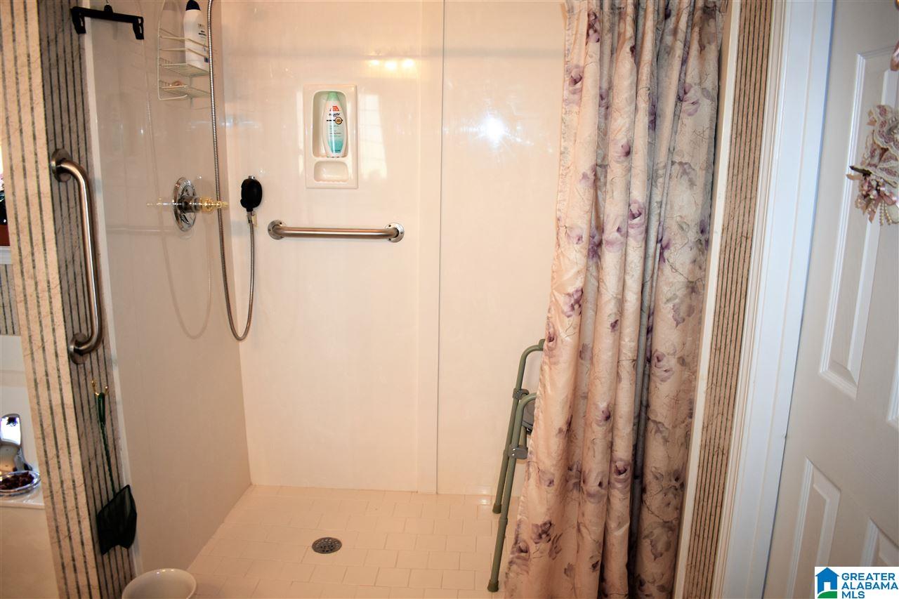 5454 J J R Drive Birmingham, AL 35235 - Photo 14 of 30