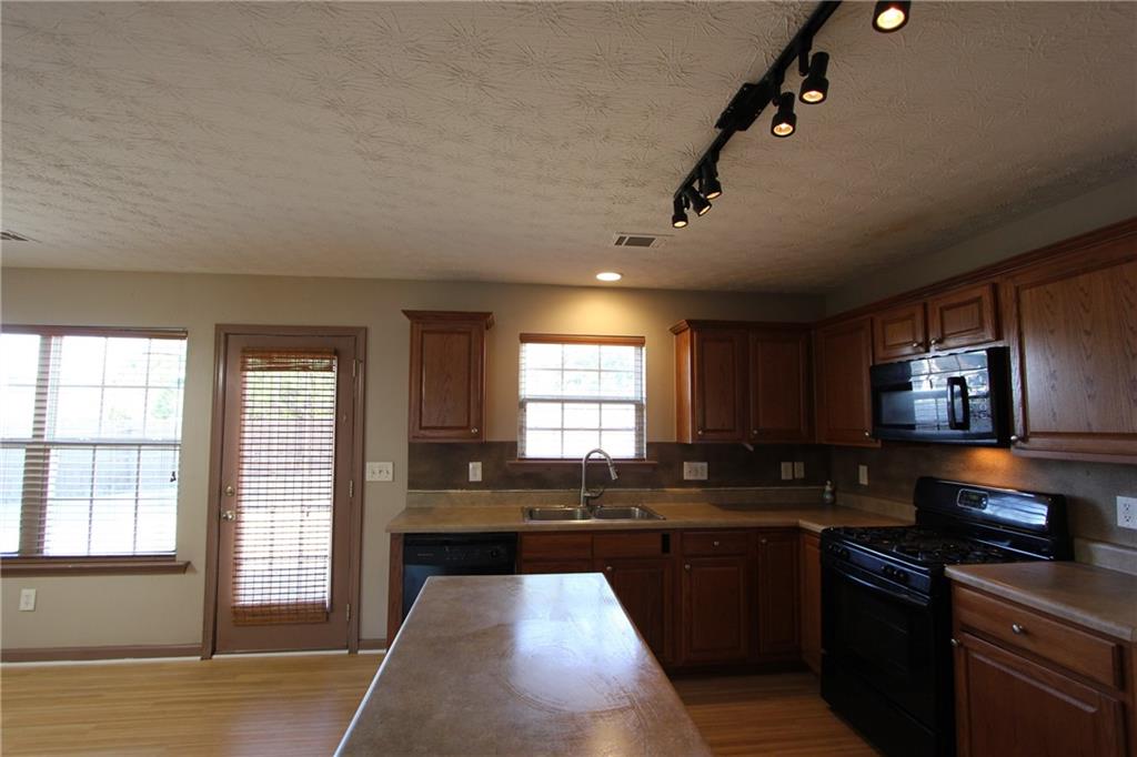 838 Roxholly Lane Northeast Buford, GA 30518 - Photo 17 of 78