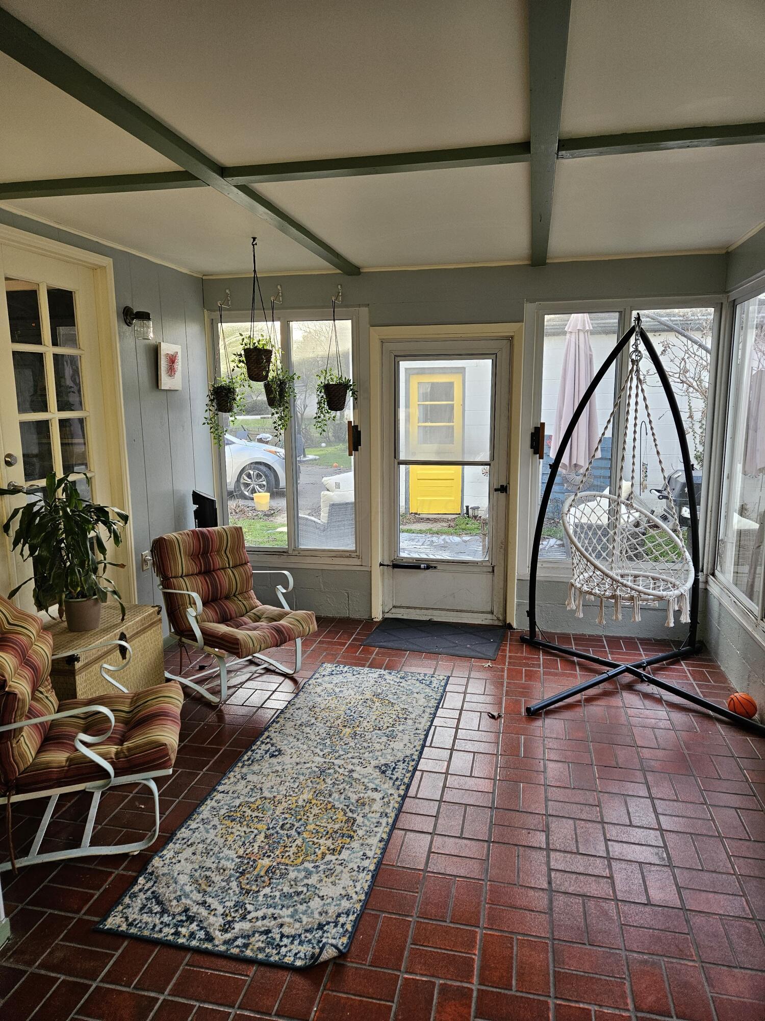 65 South Gould Road Columbus, OH 43209 - Photo 10 of 55 Sun Room/ Three Season