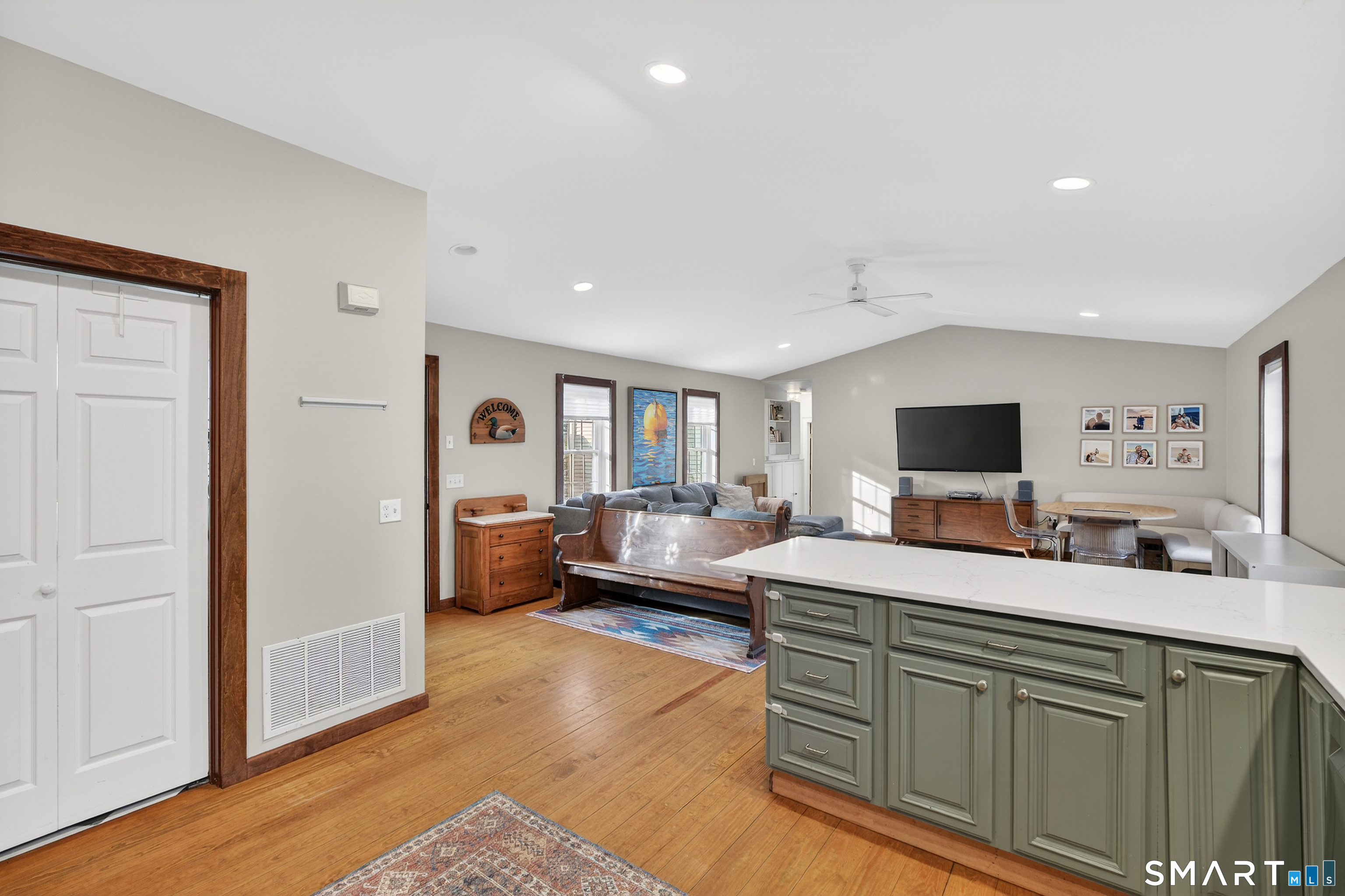88 Ironworks Road Clinton, CT 06413 - Photo 10 of 33