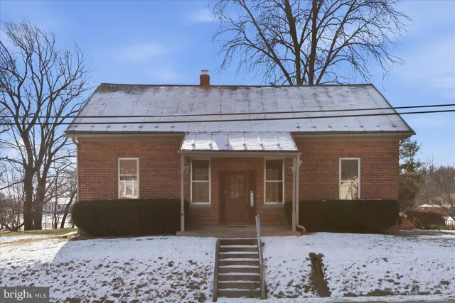 $330,000 | 1810 Stone Chapel Road, Westminster, MD 21157