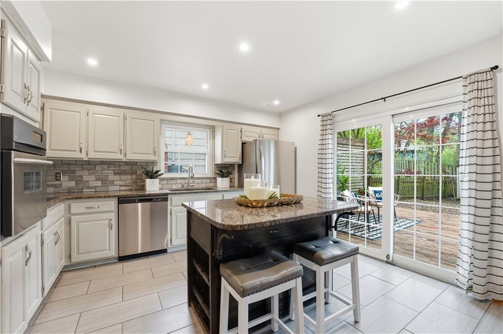 1407 Southwest 5th Street Lee's Summit, MO 64081 - Photo 2 of 38