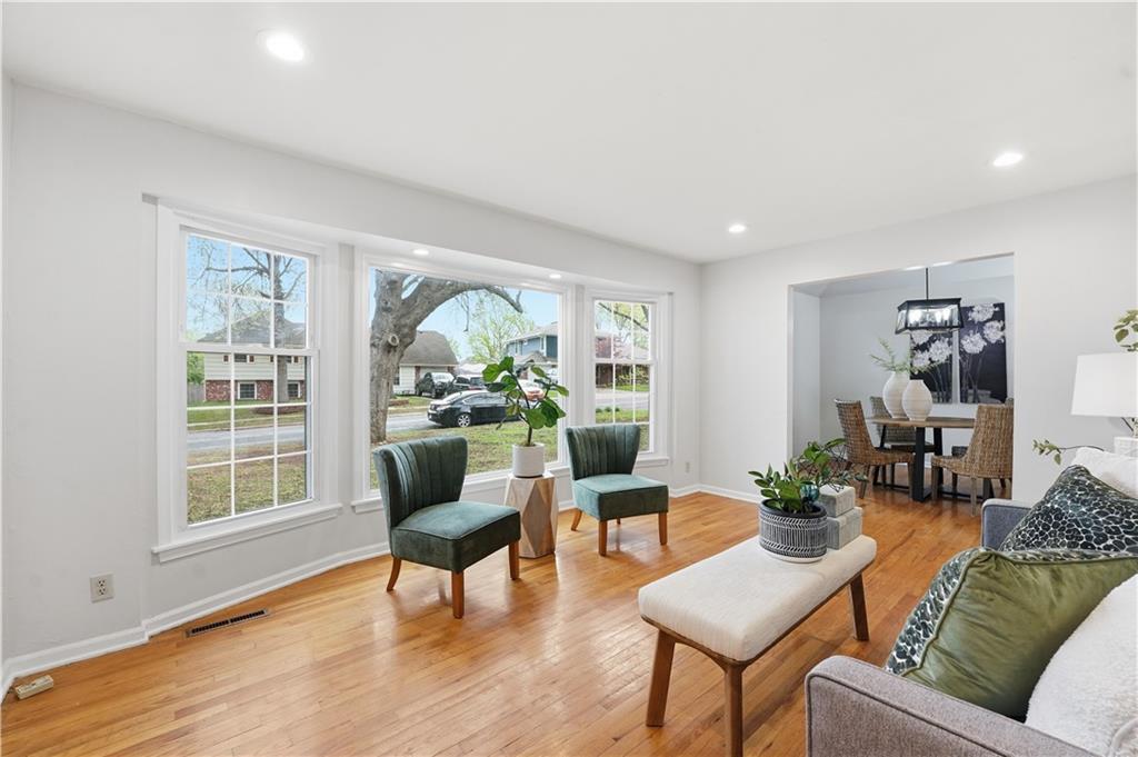 1407 Southwest 5th Street Lee's Summit, MO 64081 - Photo 6 of 38