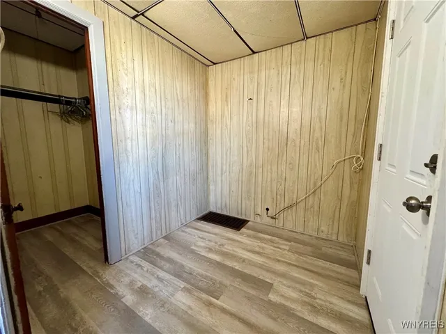 $1,000 | 73 Inter Park Avenue, Buffalo, NY 14211