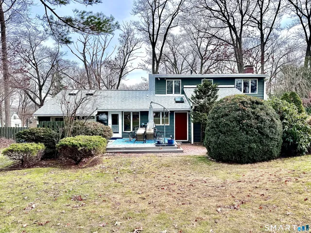 $345,000 | 320 Mansfield Avenue, Willimantic, CT 06226