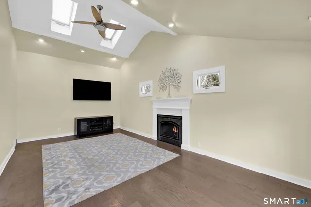 $345,000 | 320 Mansfield Avenue, Windham, CT 06226