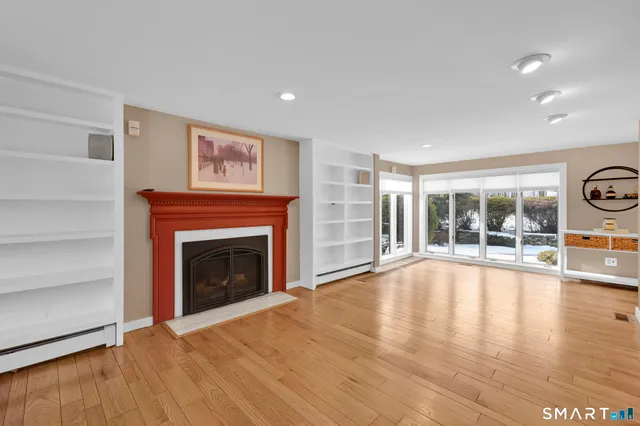 $345,000 | 320 Mansfield Avenue, Windham, CT 06226