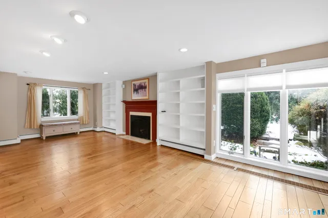 $345,000 | 320 Mansfield Avenue, Windham, CT 06226