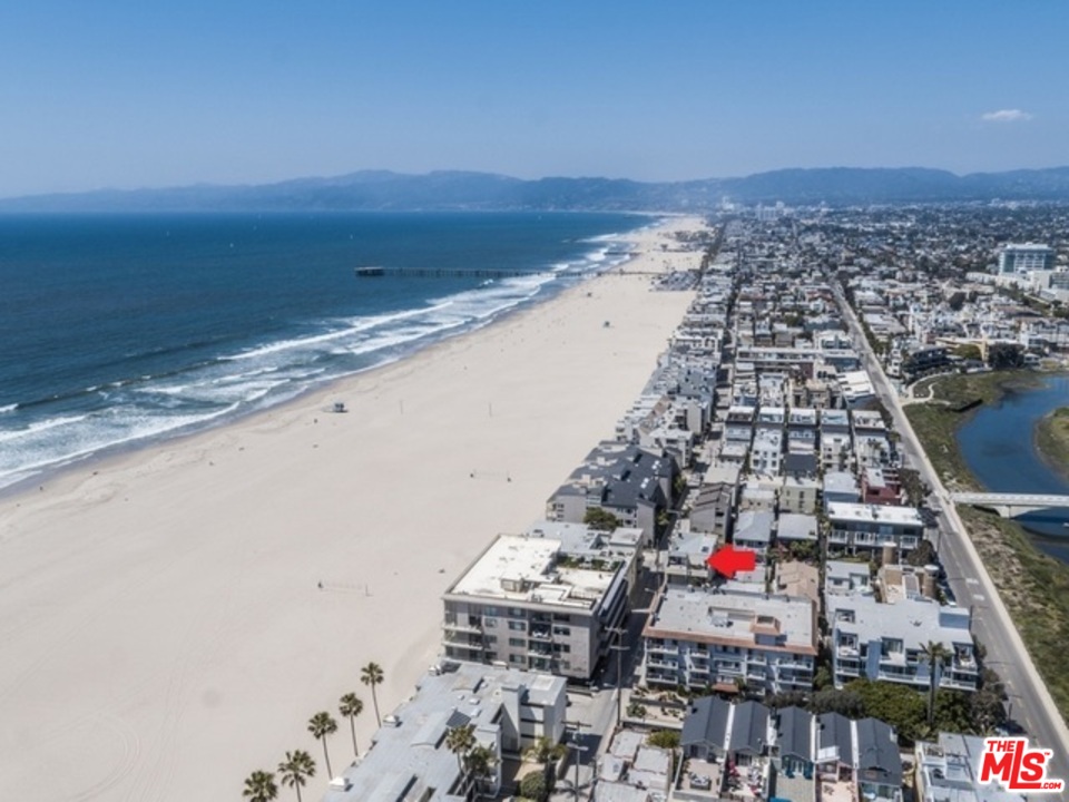 14 Mast Street Venice, CA 90292 - Photo 19 of 23