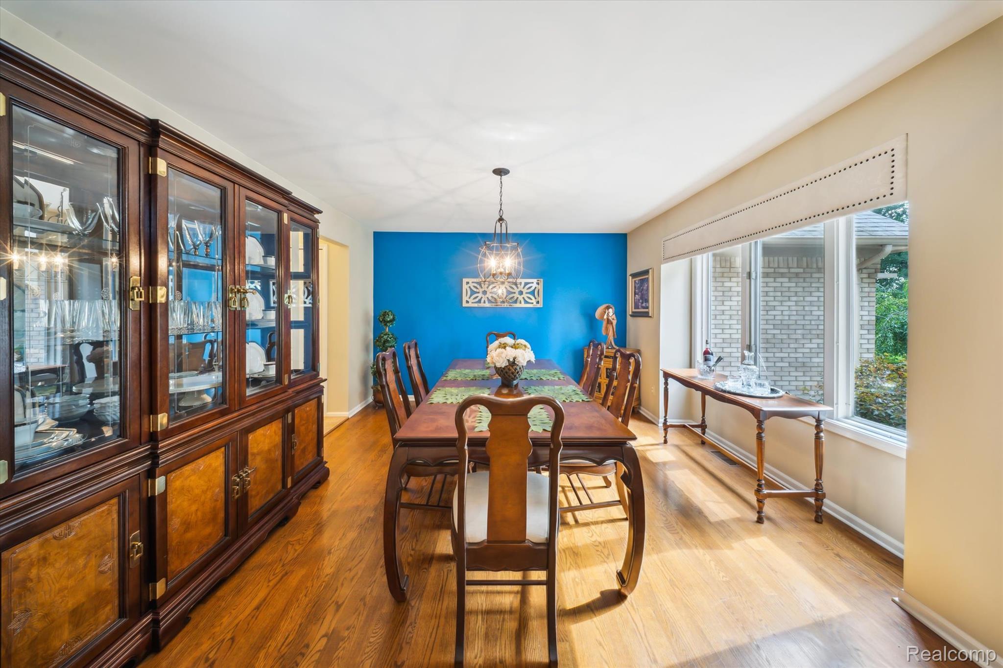 56764 Jewell Road Utica, MI 48315 - Photo 16 of 54 18-56764-Jewell-Rd-Shelby-Township-MI-48315-WindowStill-46.jpg