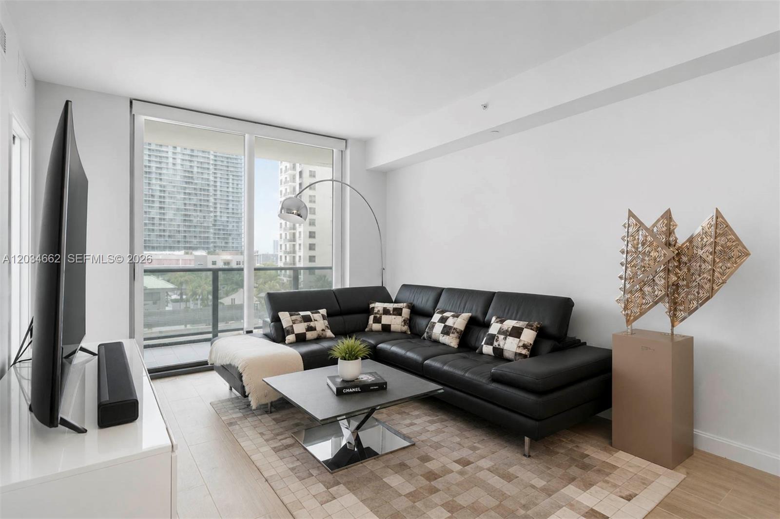 55 Southwest 9th Street, Unit 1105 Miami, FL 33130 - Photo 9 of 10
