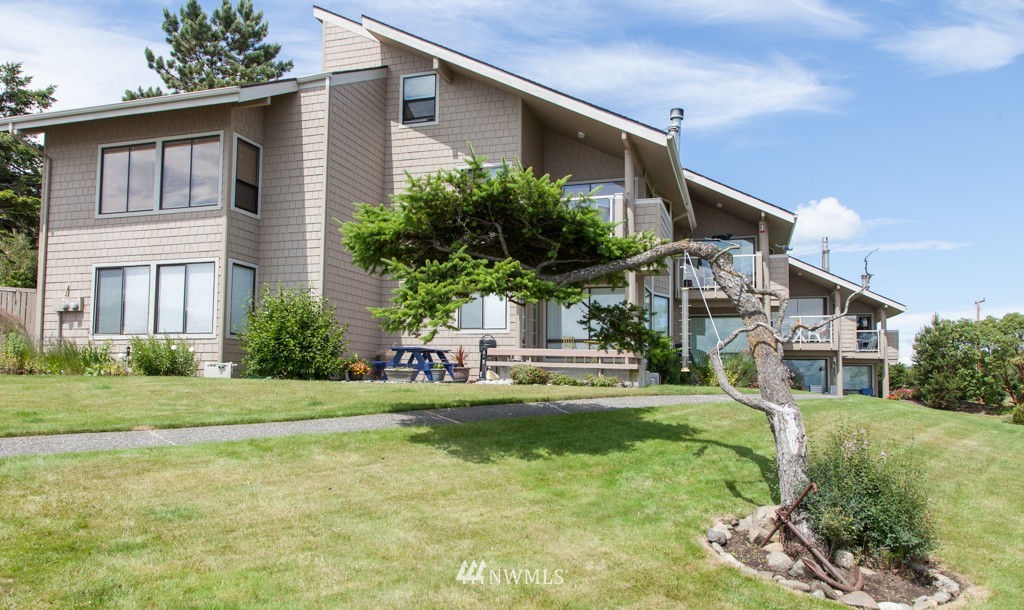 802 Old Beach Road, Unit 102 Freeland, WA 98249 - Photo 1 of 14 Gallery Image 1