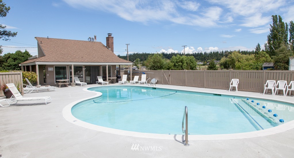 802 Old Beach Road, Unit 102 Freeland, WA 98249 - Photo 13 of 14 Gallery Image 13