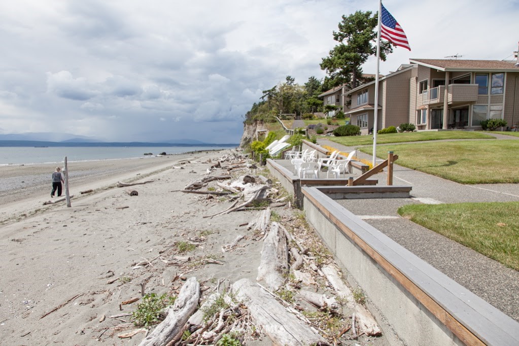 802 Old Beach Road, Unit 102 Freeland, WA 98249 - Photo 3 of 14 Gallery Image 3