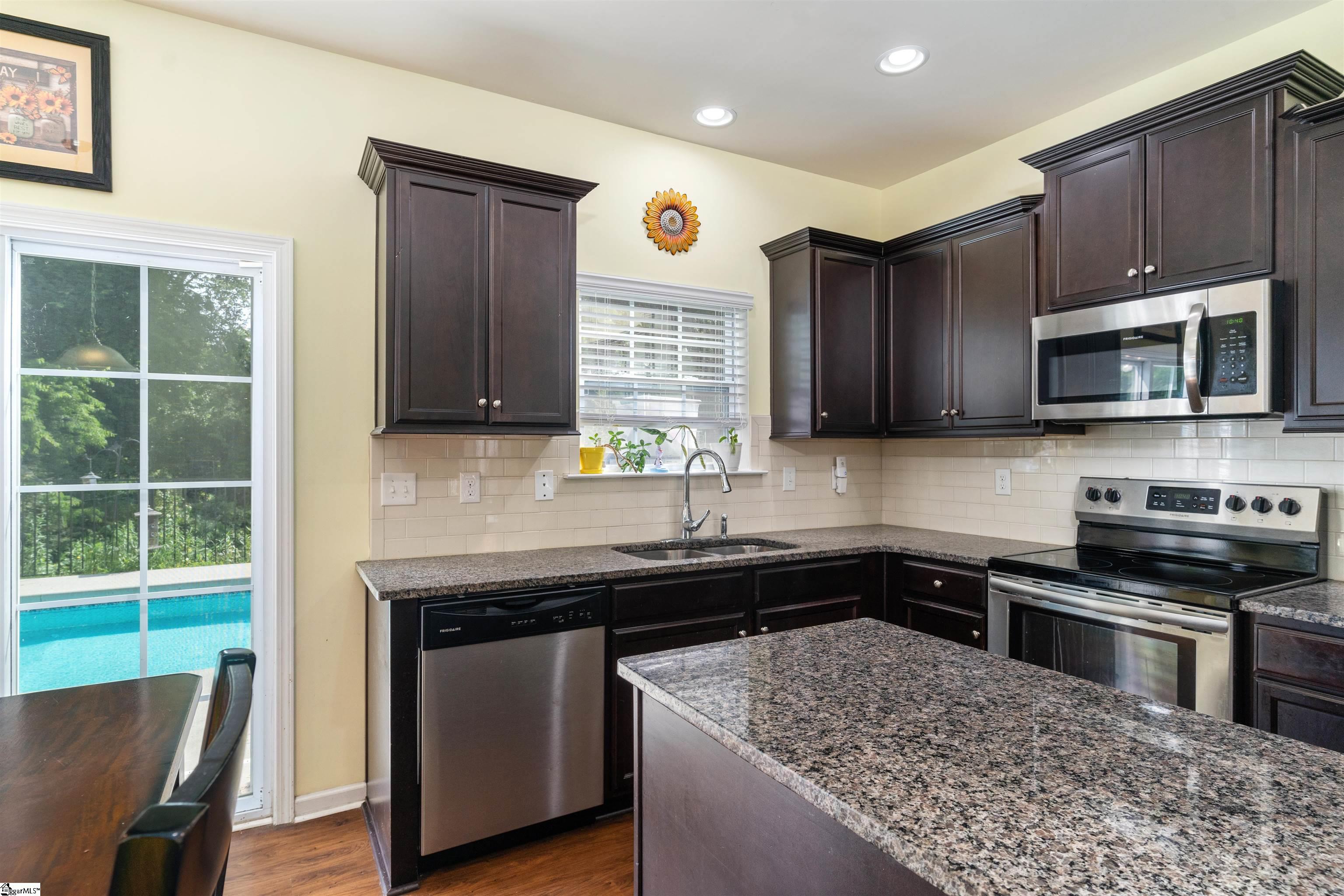 224 Addlestone Circle Fountain Inn, SC 29644 - Photo 8 of 20 Gallery Image 8