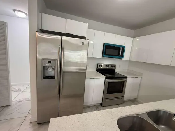 $3,900 | 1244 Northwest 71st Street, Miami, FL 33147