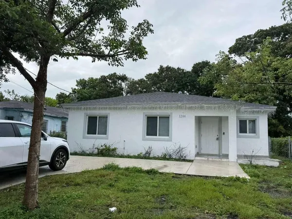 $3,900 | 1244 Northwest 71st Street, Miami, FL 33147