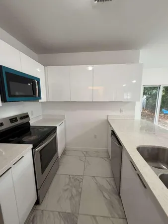 $3,900 | 1244 Northwest 71st Street, Miami, FL 33147