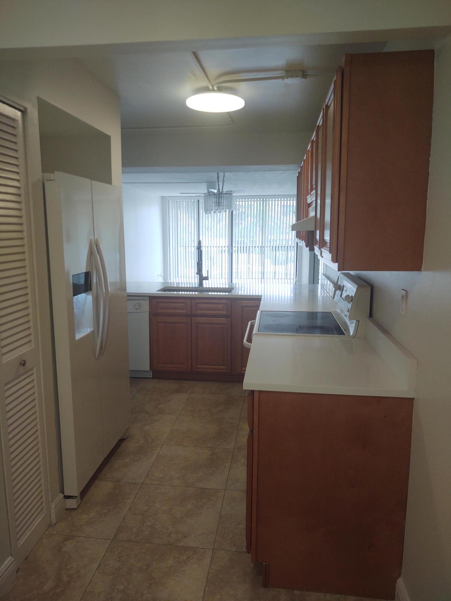 9 Royal Palm Way, Unit 2010 Boca Raton, FL 33432 - Photo 28 of 28 IMG_20260403_144507173