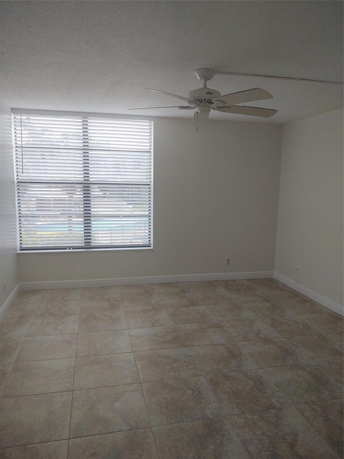 9 Royal Palm Way, Unit 2010 Boca Raton, FL 33432 - Photo 5 of 28 Photo 8