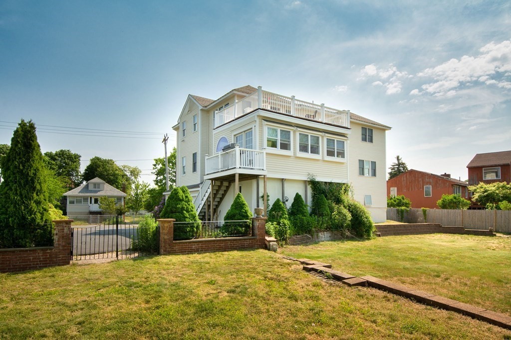 29 Newport Road Hull, MA 02045 - Photo 1 of 34
