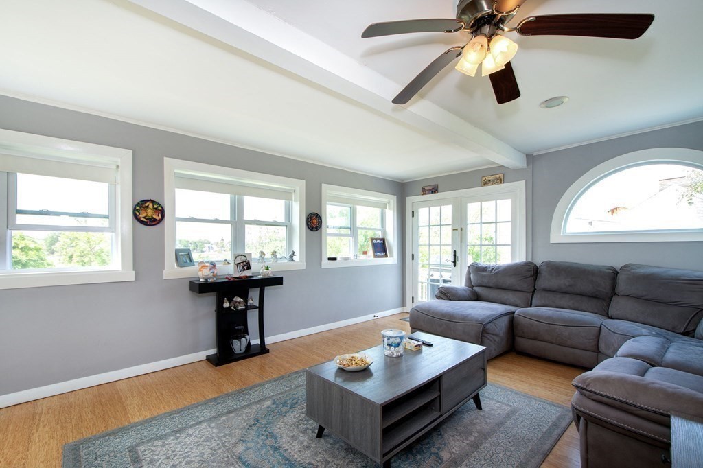 29 Newport Road Hull, MA 02045 - Photo 12 of 34