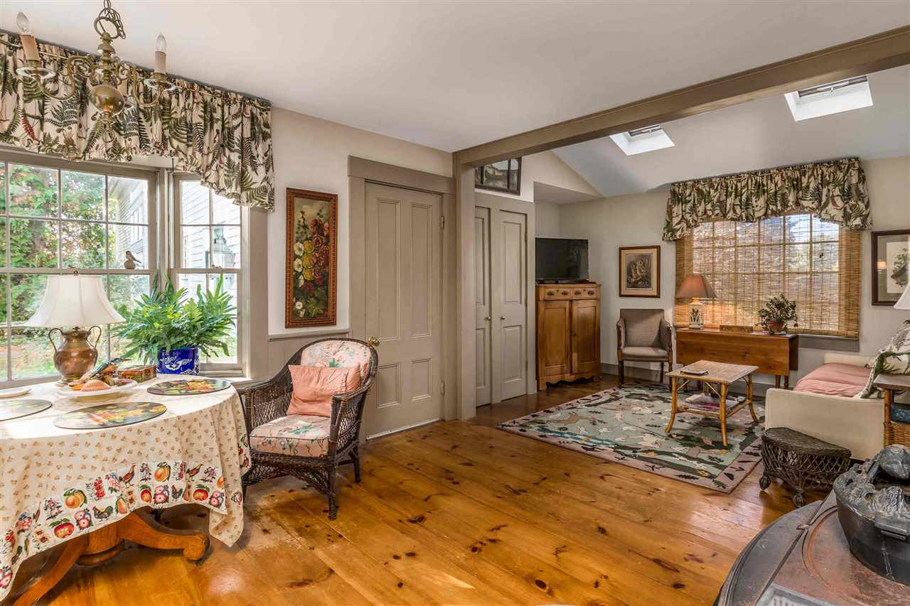 13 Circuit Road Berwick, ME 03901 - Photo 5 of 34 Gallery Image 5