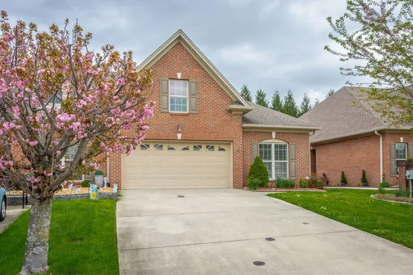 $2,095 | 7655 Lenox Trace Drive, Hixson, TN 37343