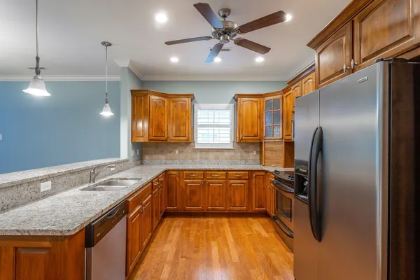 $2,095 | 7655 Lenox Trace Drive, Hixson, TN 37343