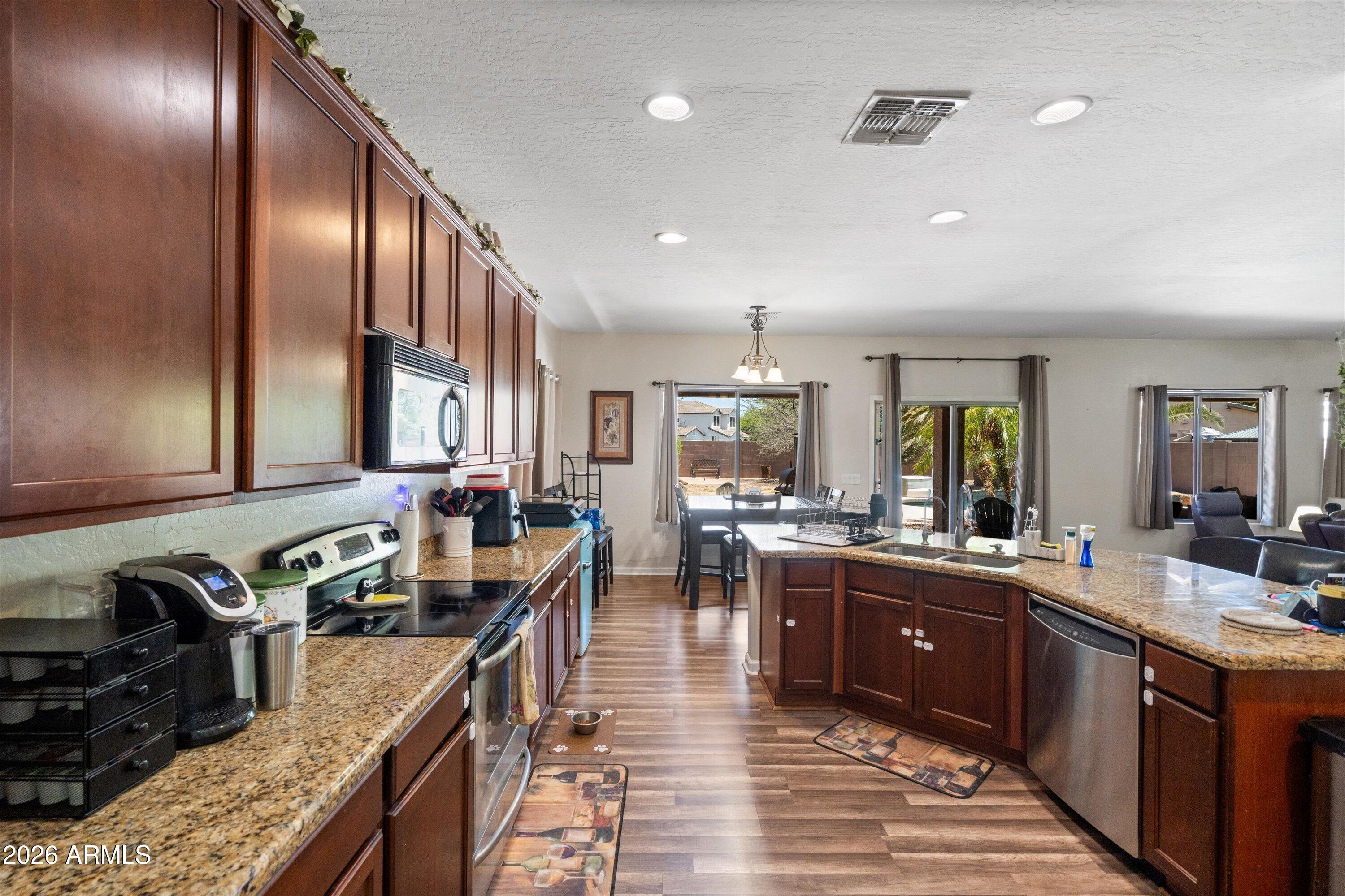 9630 Barley Road Florence, AZ 85132 - Photo 12 of 49 12-Kitchen and Breakfast