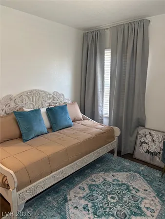 $2,000 | 611 Bell Drive, Las Vegas, NV 89101